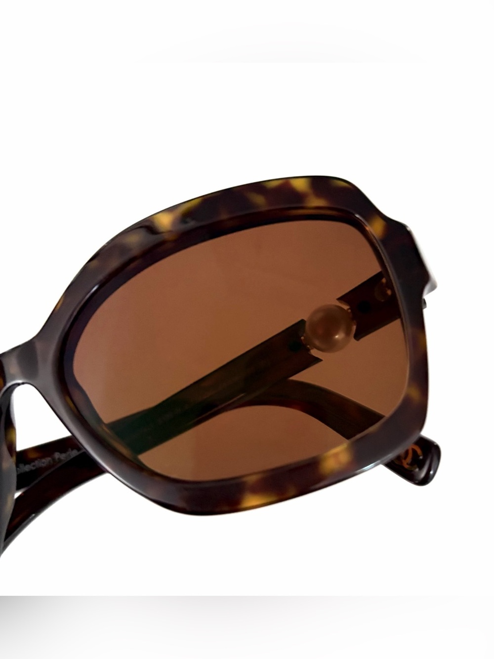Chanel Sunglasses Tortoise Shell Frame Brown Pearl Collection 5132-H Sunglasses - Picture 16 of 16